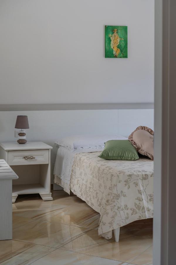 Stabiaeflor Apartment Кастелламмаре-ди-Стабия Экстерьер фото
